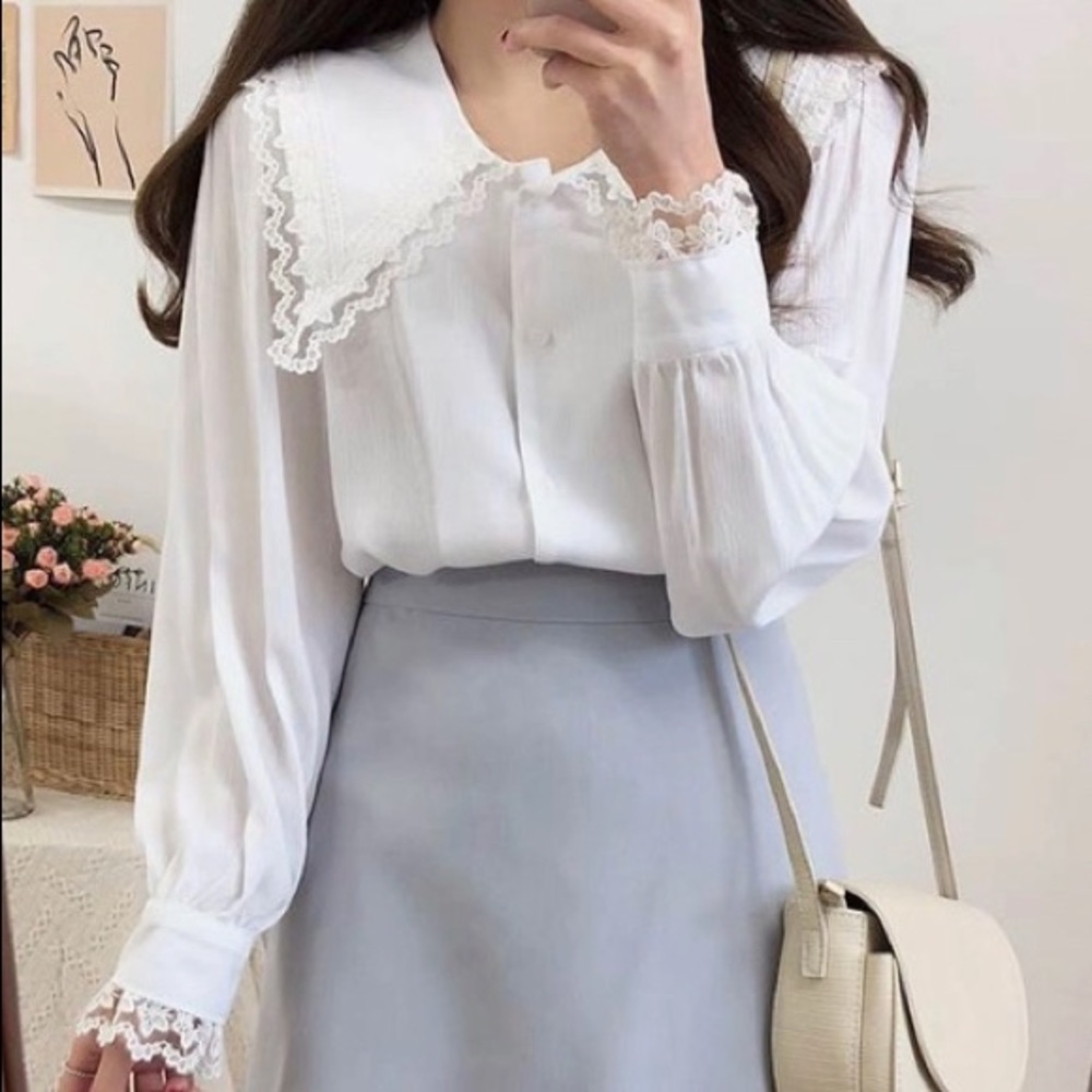 ☁️ White Lace Trim Blouse ☁️